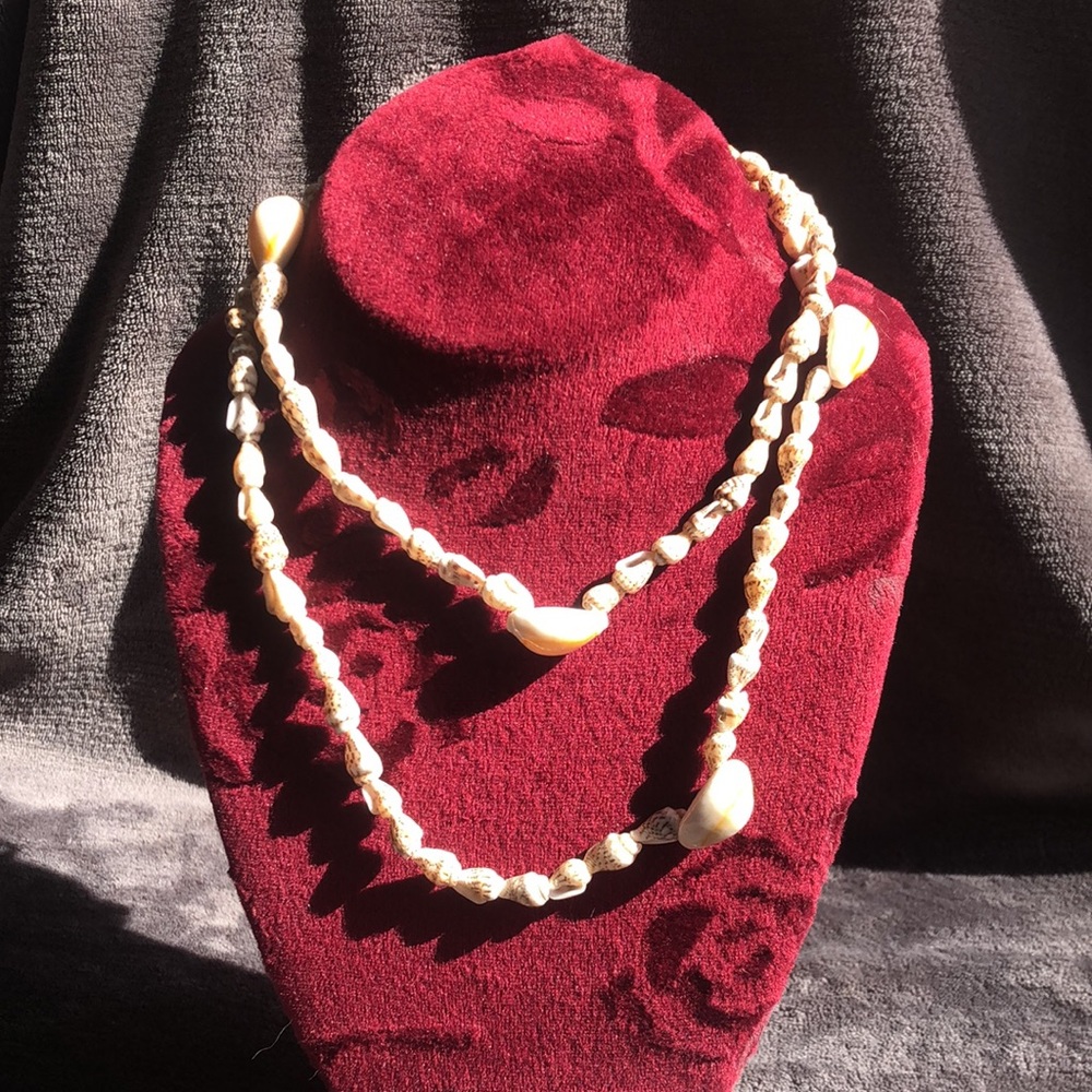 She’ll necklaces - Picture 3 of 10